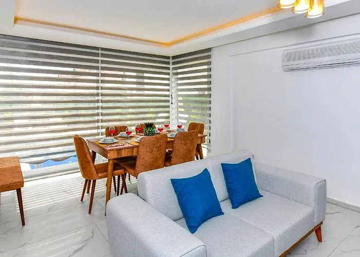 别墅 4 Bedroom 费特希耶