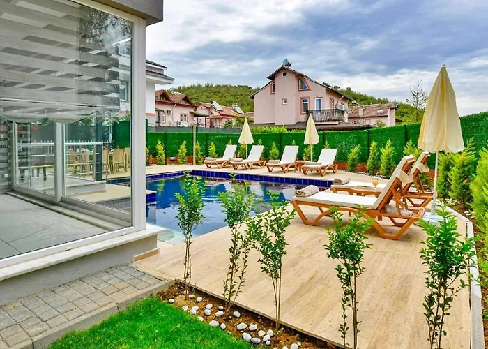 فيلة 4 Bedroom *