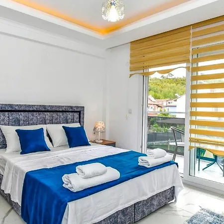 4 Bedroom וילה *